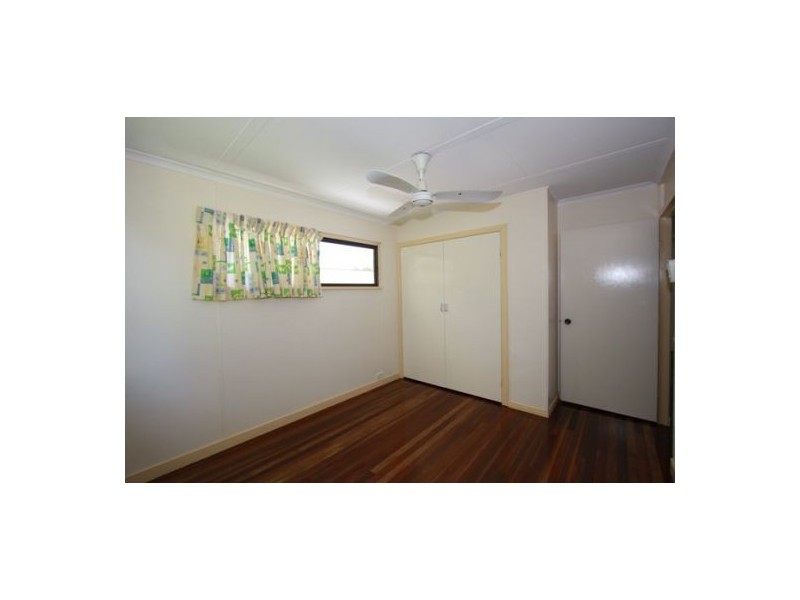 661 Esplanade, Urangan QLD 4655