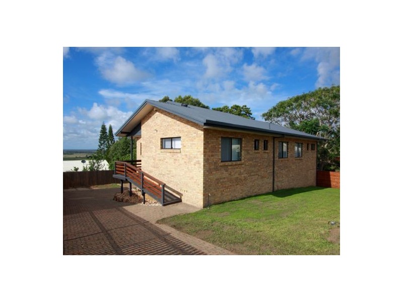 10 Trobriand Place, Kawungan QLD 4655