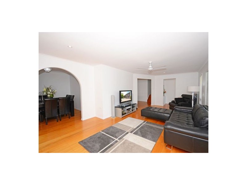 55 John St, Scarness QLD 4655