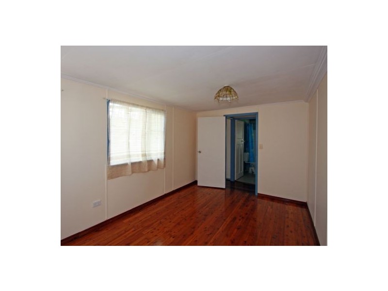 110 Cunningham Street, Urangan QLD 4655