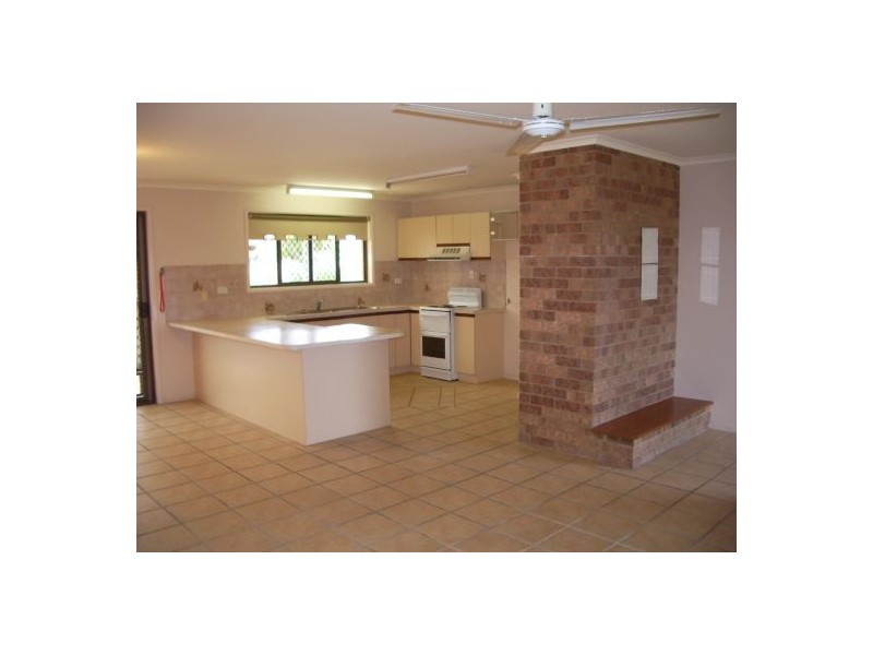 19 Greenway Drive, Pialba QLD 4655