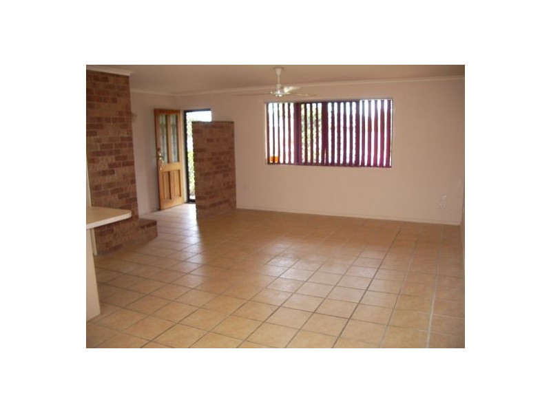 19 Greenway Drive, Pialba QLD 4655