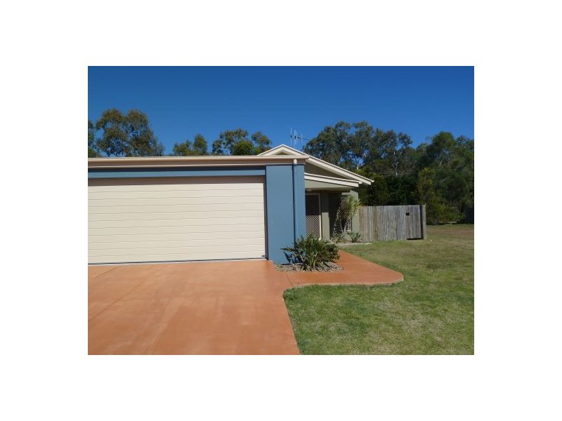 13 Oyster Crt, Toogoom QLD 4655