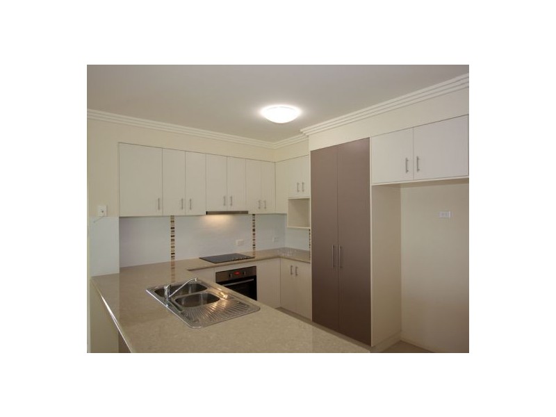 8 Morgan Circuit, Urraween QLD 4655