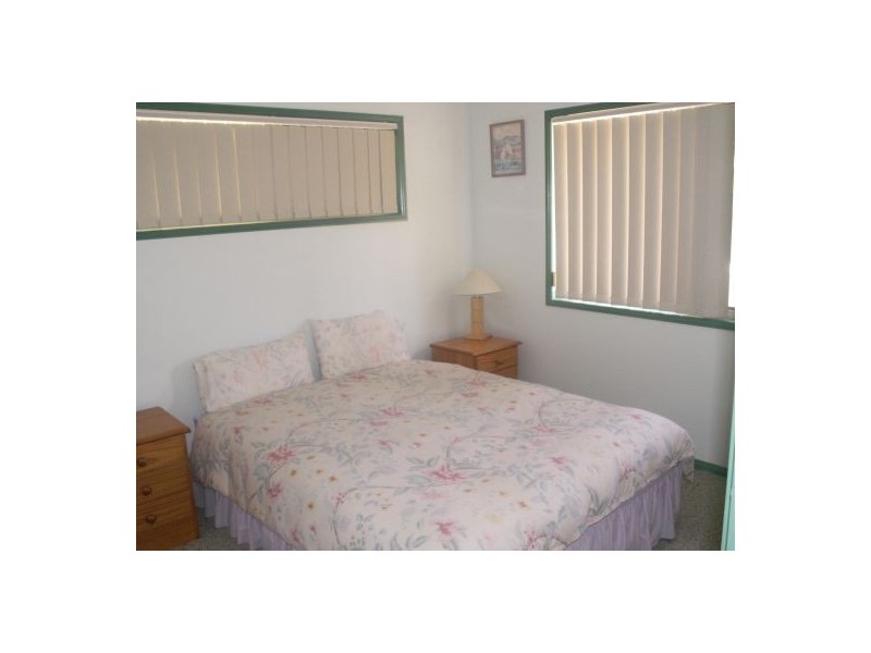 1 Kariss Dr, Dundowran Beach QLD 4655