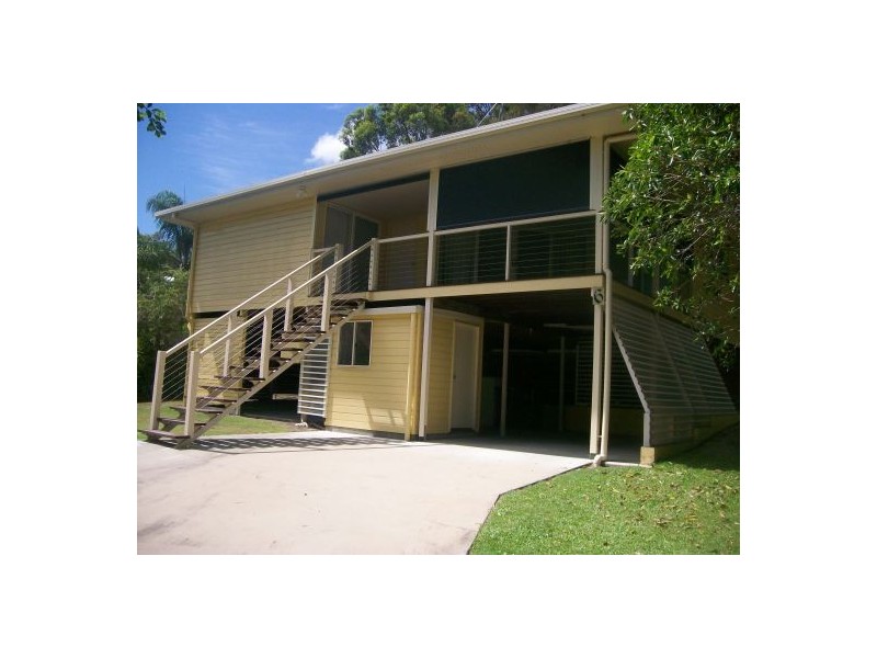 6/415 Boat Harbour Drive, Torquay QLD 4655