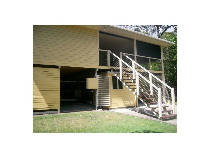 6/415 Boat Harbour Drive, Torquay QLD 4655