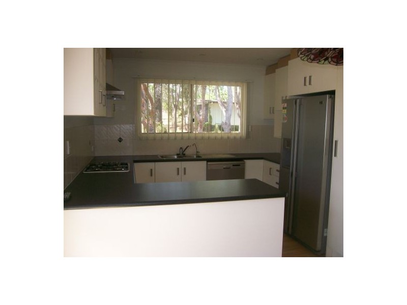 6/415 Boat Harbour Drive, Torquay QLD 4655