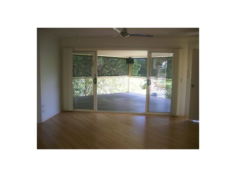 6/415 Boat Harbour Drive, Torquay QLD 4655