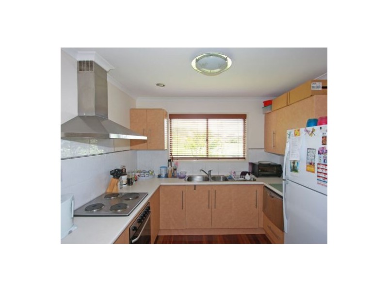 13 Honiton Street, Torquay QLD 4655