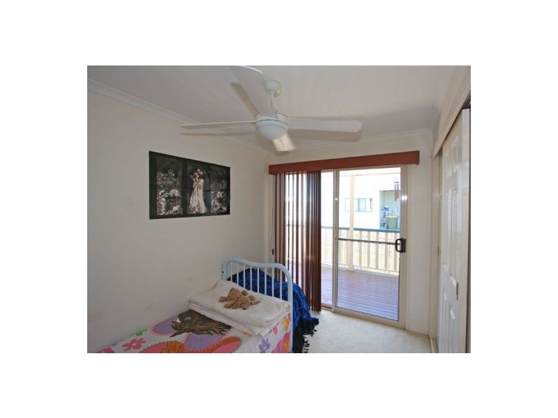 13 Honiton Street, Torquay QLD 4655