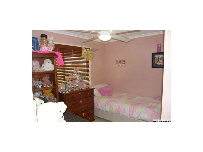 13 Honiton Street, Torquay QLD 4655