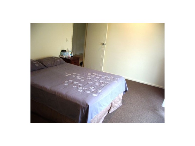 7b Sandy Street, Urangan QLD 4655