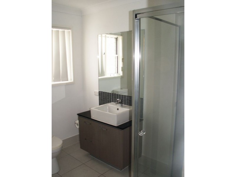 39 LADY PENRHYN DRIVE, Eli Waters QLD 4655