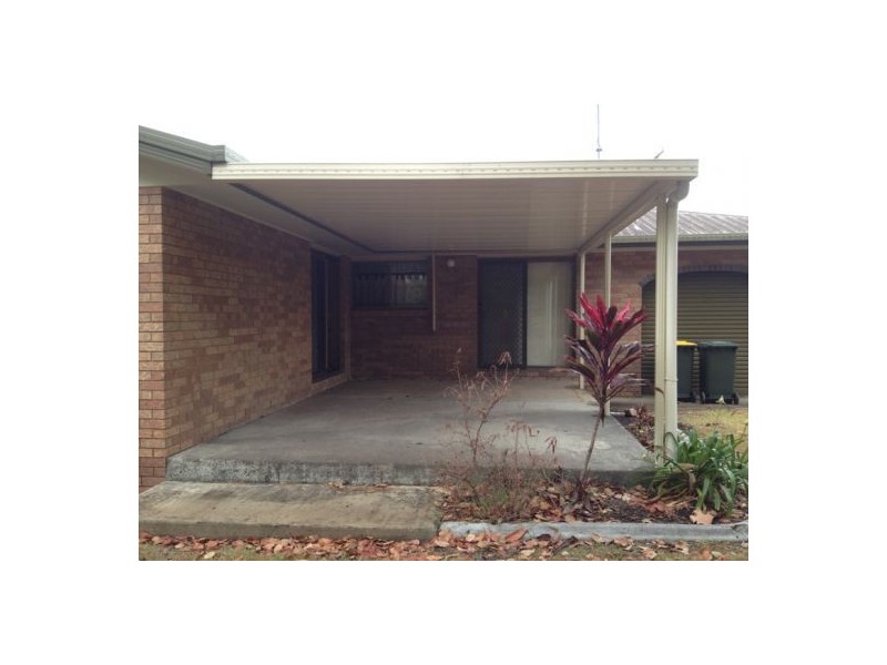 33 Vanda St, Urangan QLD 4655