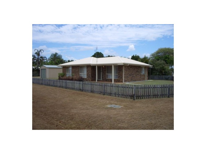39 Cunningham Street, Urangan QLD 4655