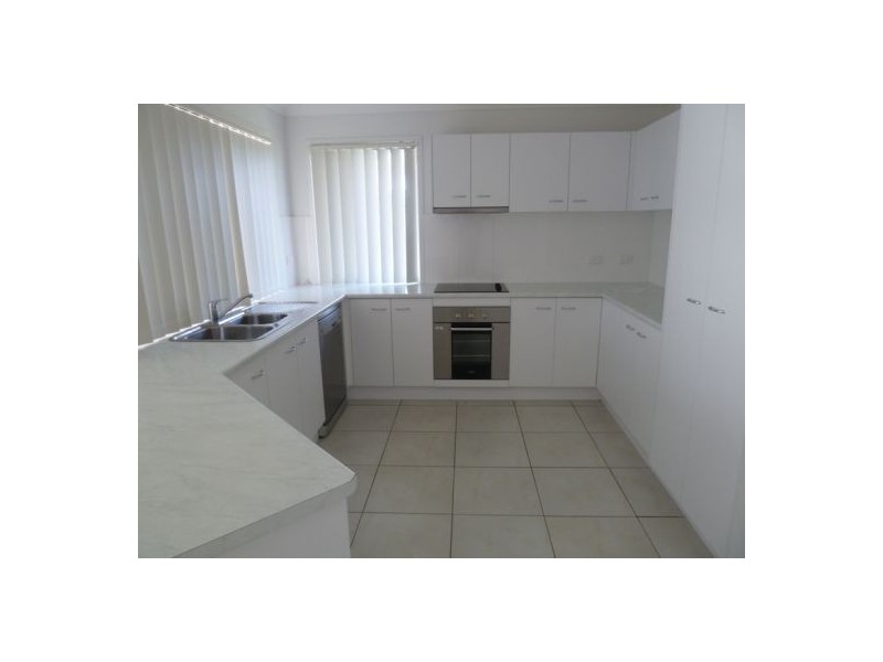 95 Northshore Ave, Toogoom QLD 4655