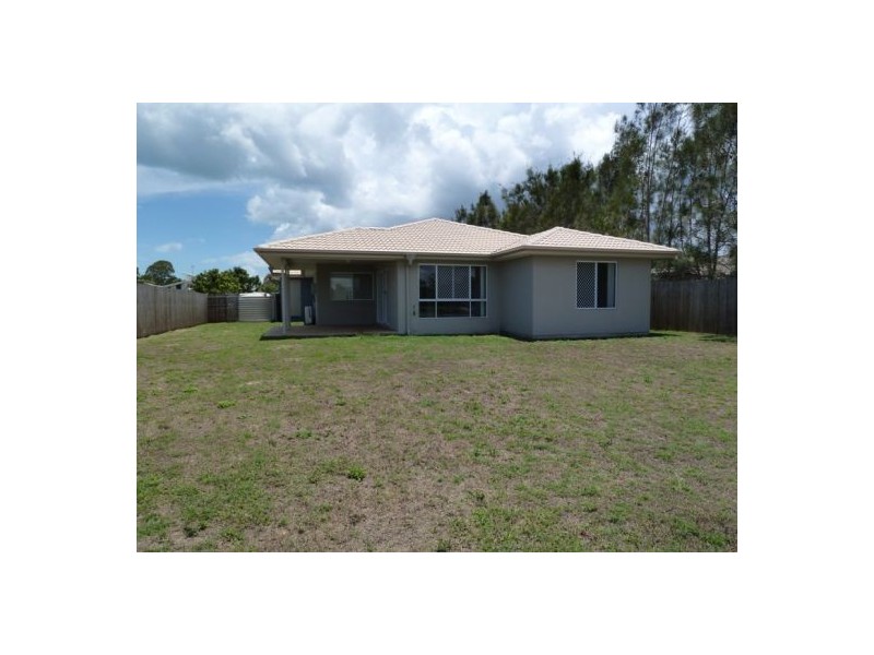 95 Northshore Ave, Toogoom QLD 4655