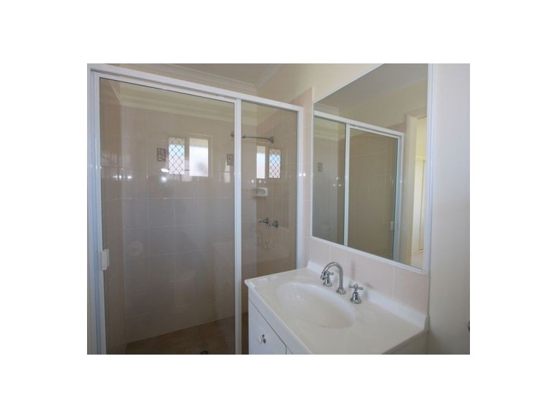 3 Jasper Court, Urangan QLD 4655