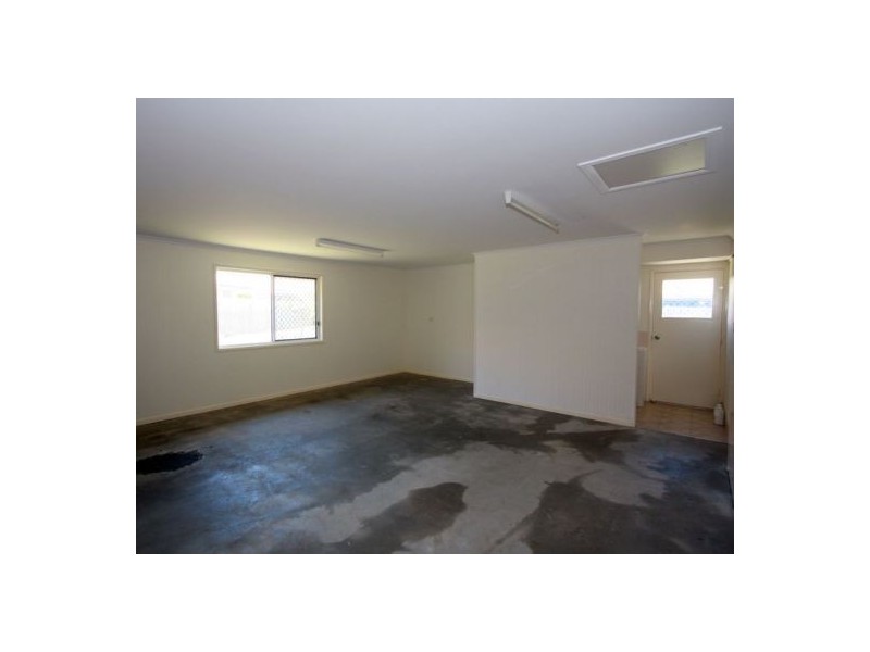 3 Jasper Court, Urangan QLD 4655