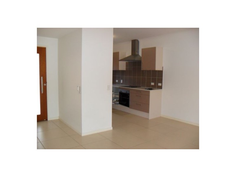 17/26 Hunter Street, Pialba QLD 4655