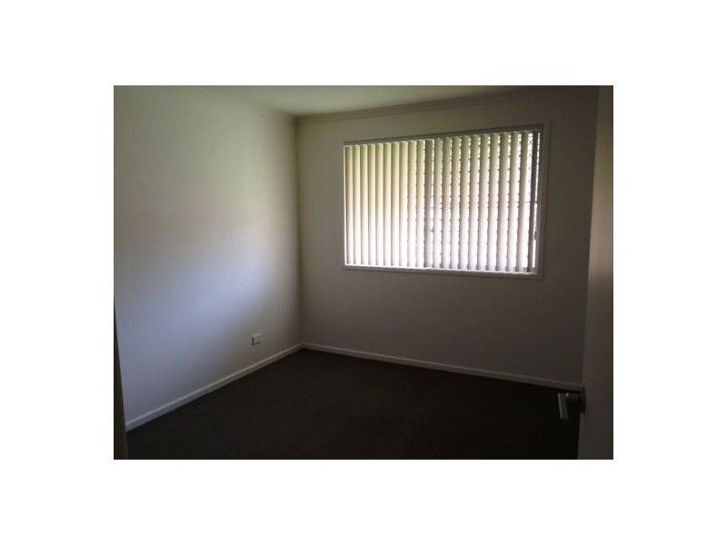 12 Cooloola Cres, Urangan QLD 4655