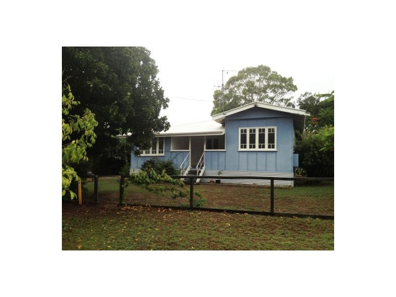 237 Cypress Street, Urangan QLD 4655