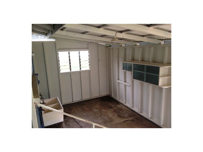 237 Cypress Street, Urangan QLD 4655