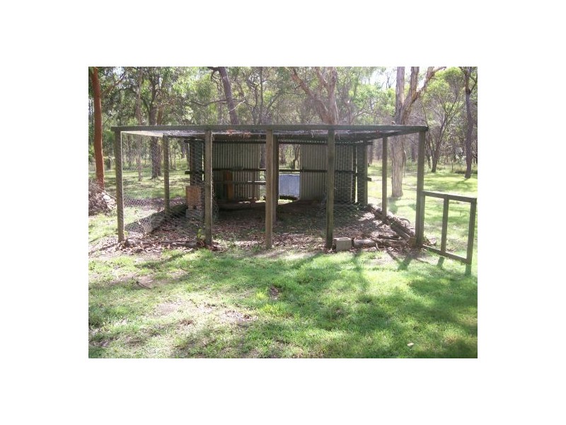 33 Amos Road, Urangan QLD 4655