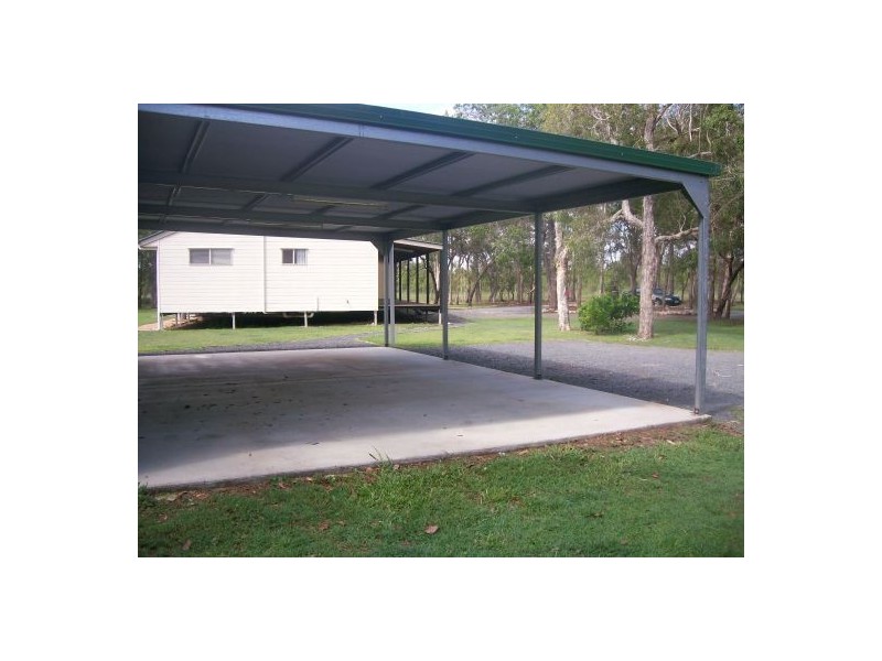 33 Amos Road, Urangan QLD 4655