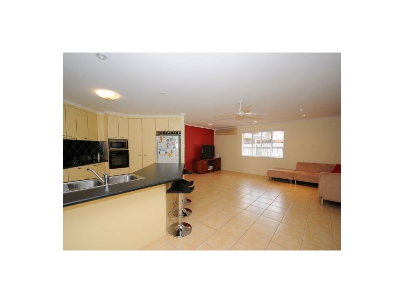 10 HAYMAN CT, Kawungan QLD 4655