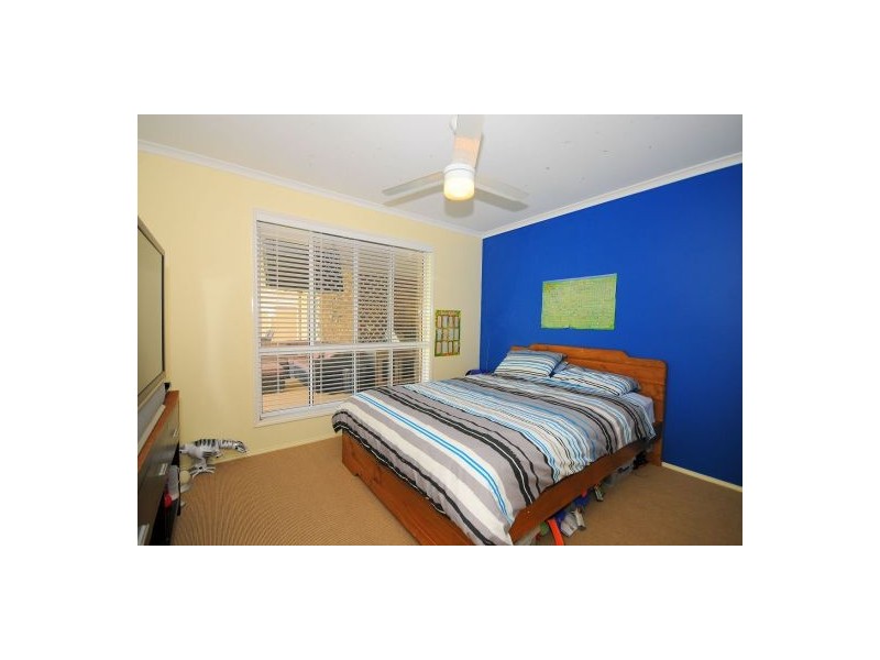 10 HAYMAN CT, Kawungan QLD 4655