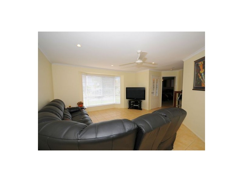 10 HAYMAN CT, Kawungan QLD 4655