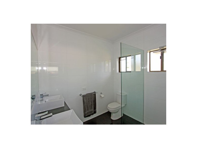 10 Trobriand Place, Kawungan QLD 4655
