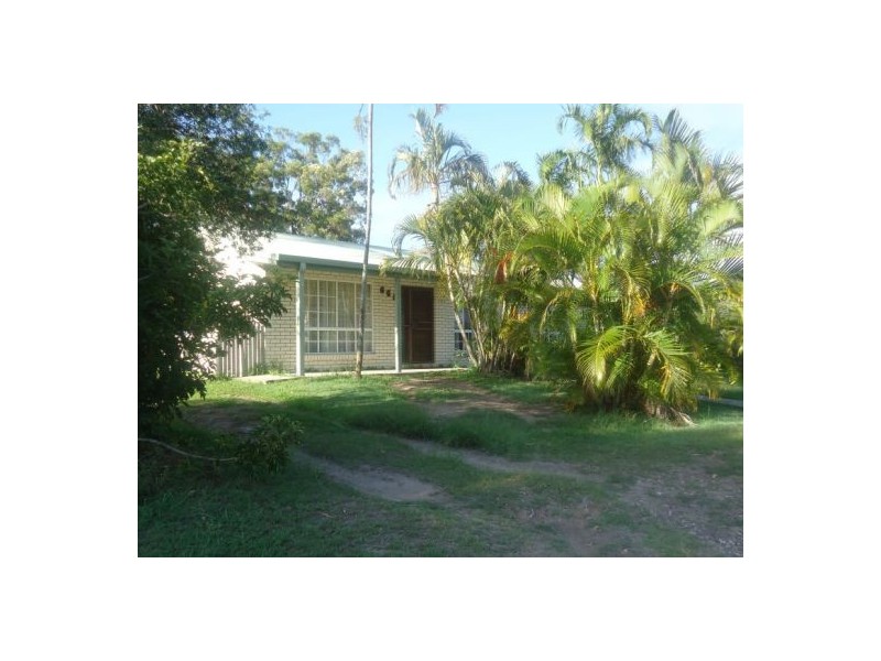 665 Boat Harbour Drive, Urangan QLD 4655