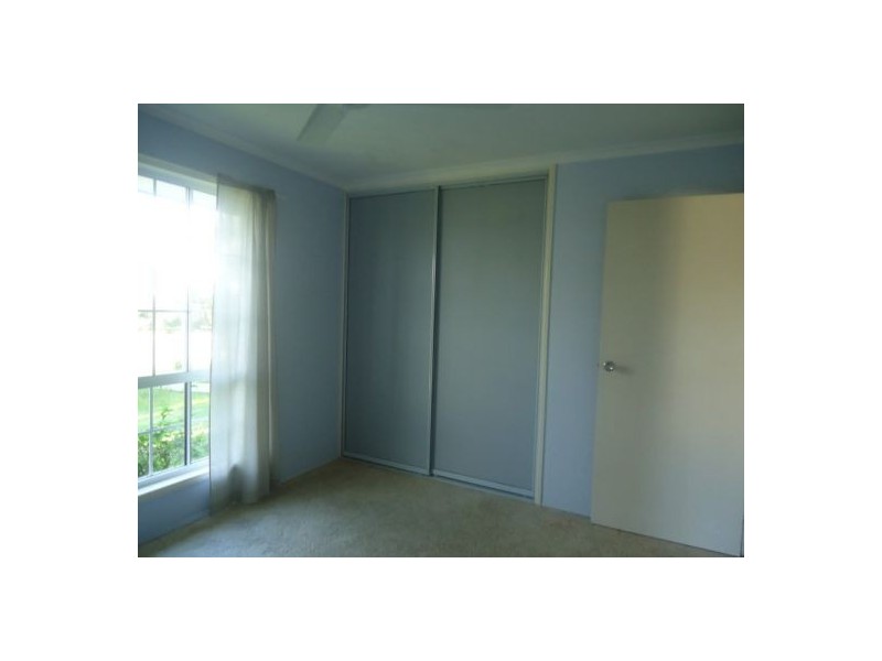 665 Boat Harbour Drive, Urangan QLD 4655