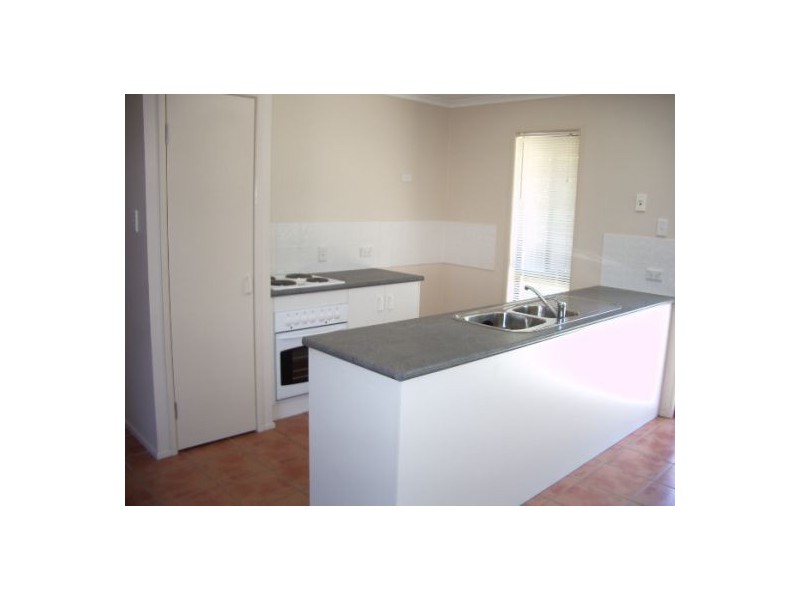 184 Pulgul Street, Urangan QLD 4655