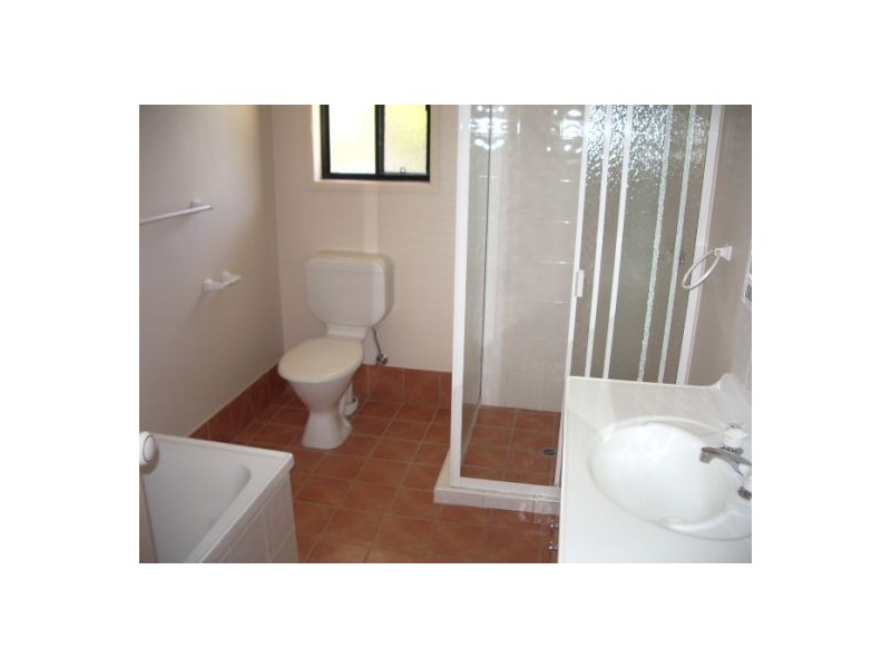 184 Pulgul Street, Urangan QLD 4655
