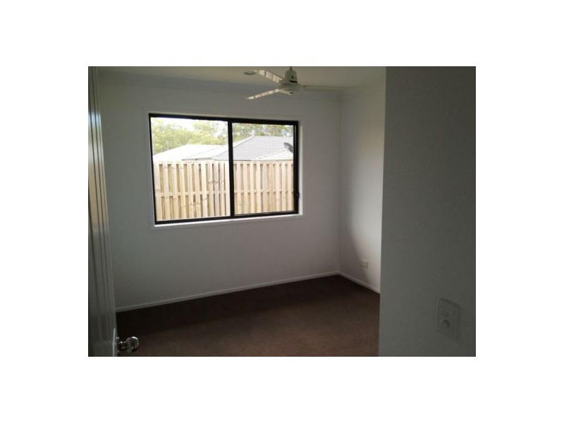 12 Santa Maria Ave, Urraween QLD 4655