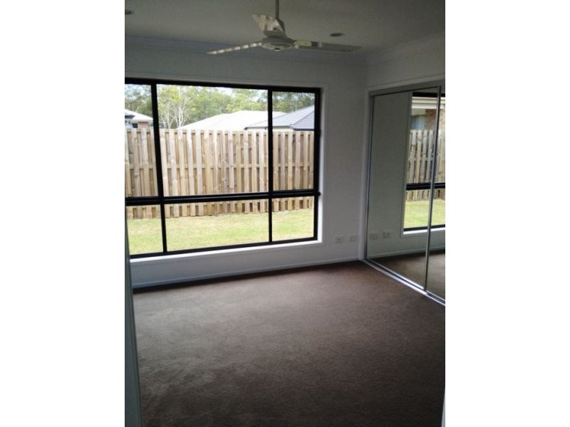 12 Santa Maria Ave, Urraween QLD 4655