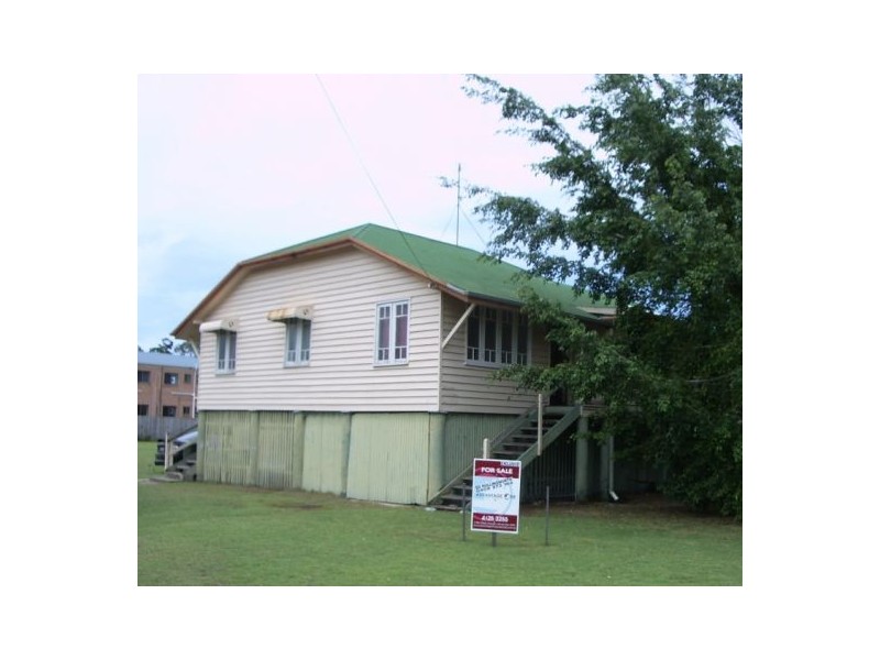 168 Cypress Street, Urangan QLD 4655