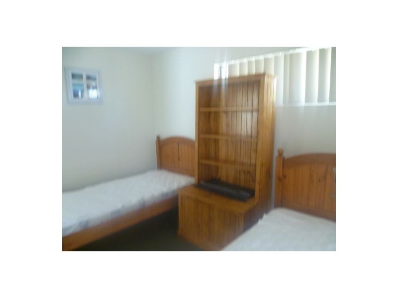 1/187 Torquay Rd, Scarness QLD 4655