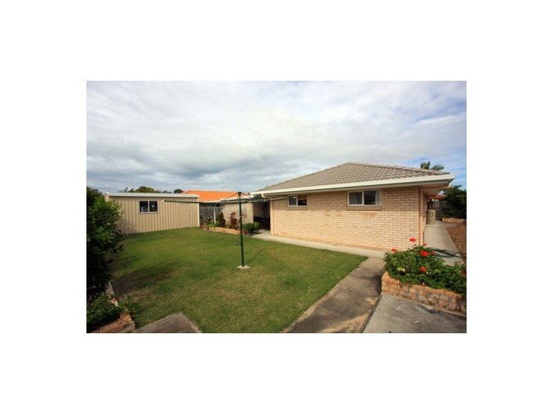 7 Sonder Street, Urangan QLD 4655