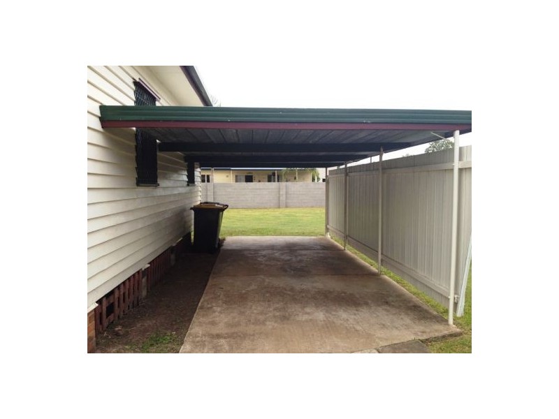 17 Thomas Street, Pialba QLD 4655