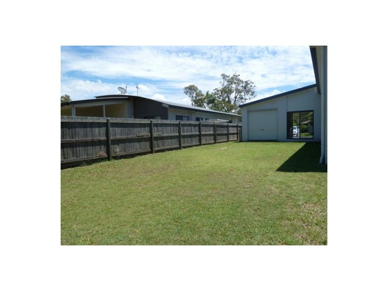 38 Swanview Drive, Toogoom QLD 4655