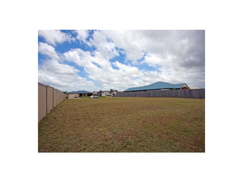 21 Yarrilee Circuit, Dundowran QLD 4655