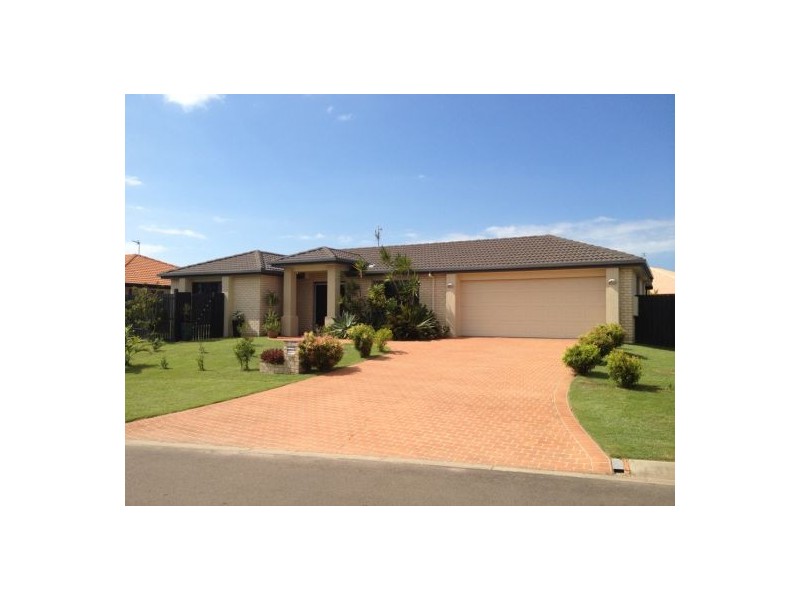 24 Hyperno Rd, Point Vernon QLD 4655