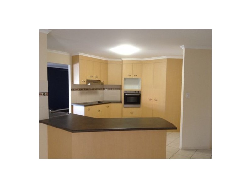 24 Hyperno Rd, Point Vernon QLD 4655