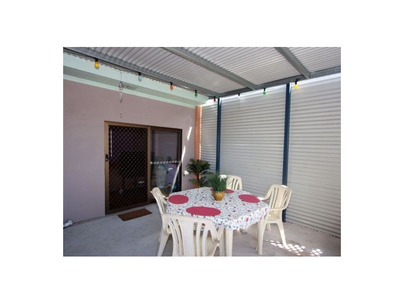18 Holiday Parade, Scarness QLD 4655