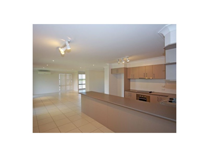 7 Parklink Avenue, Wondunna QLD 4655